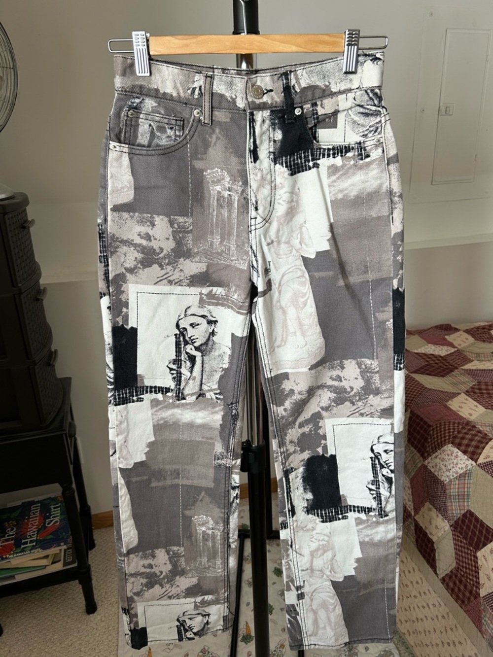 BDG Cowboy Renaissance Straight Leg Jeans 26